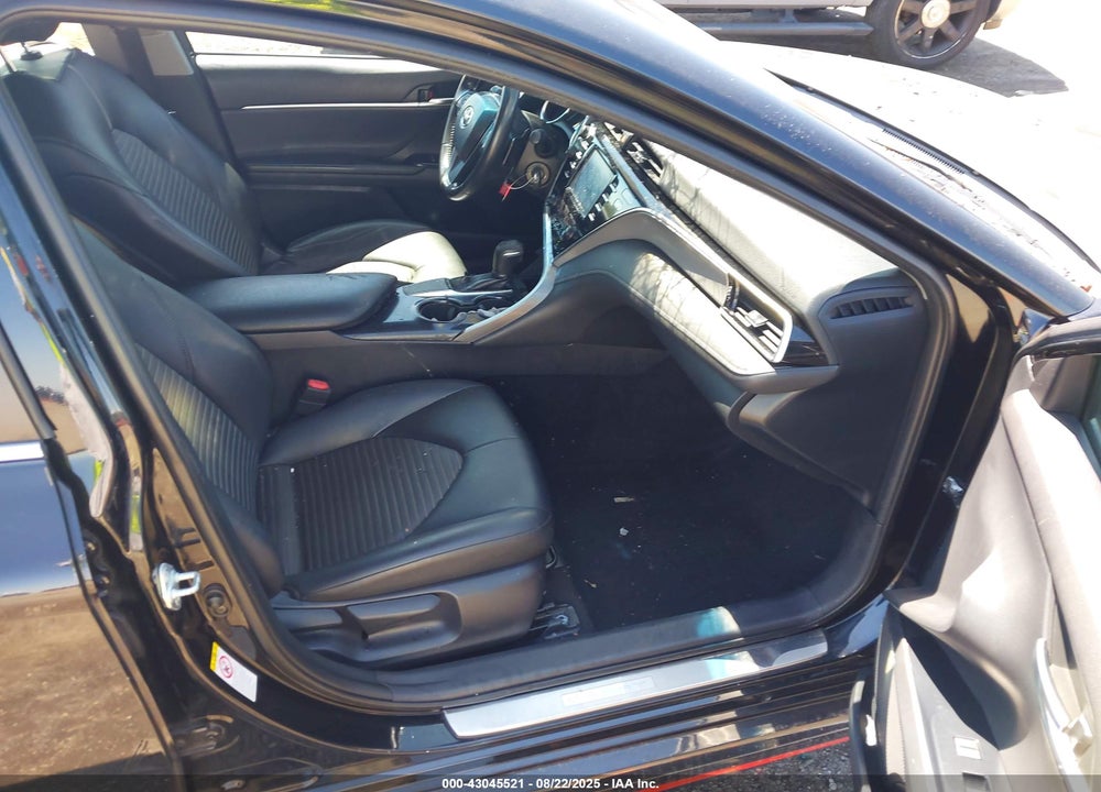 2018 TOYOTA CAMRY VIN: JTNB11HK5J3026221