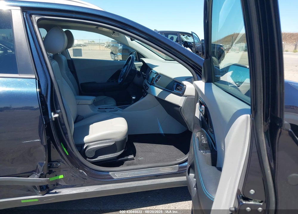 2019 KIA NIRO VIN: KNDCC3LD6K5351926