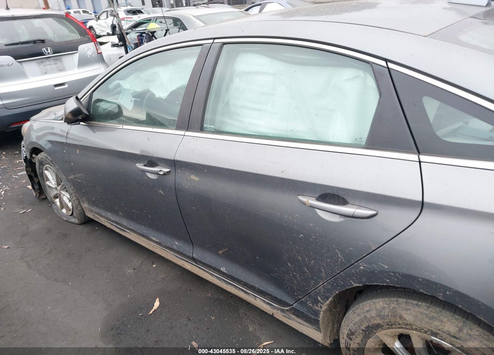 2019 HYUNDAI SONATA VIN: 5NPE24AF0KH745637