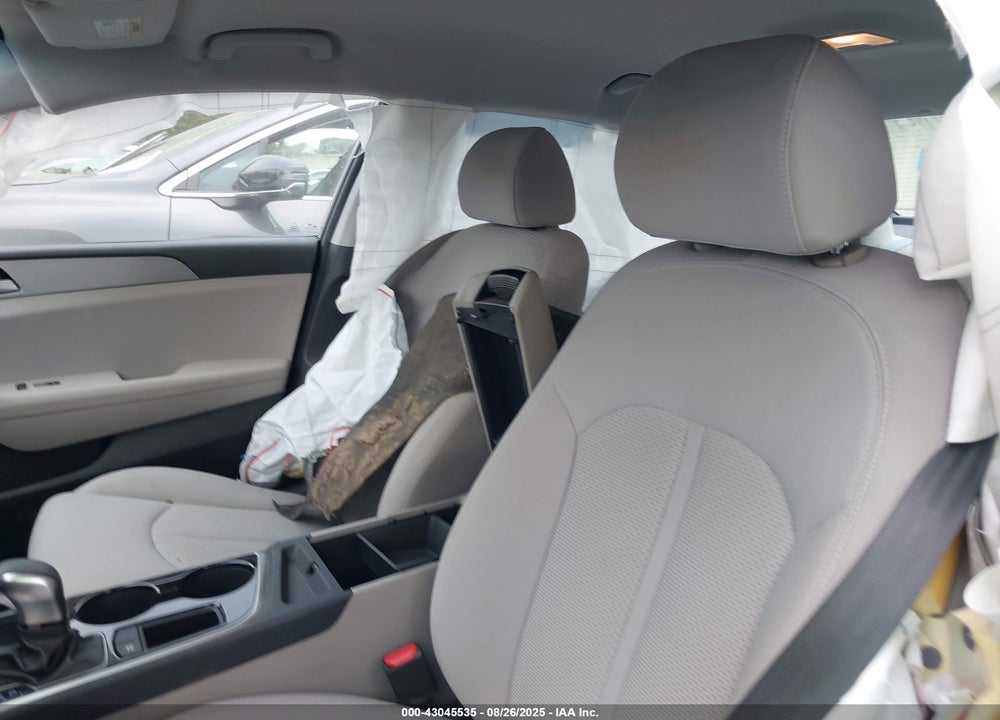 2019 HYUNDAI SONATA VIN: 5NPE24AF0KH745637