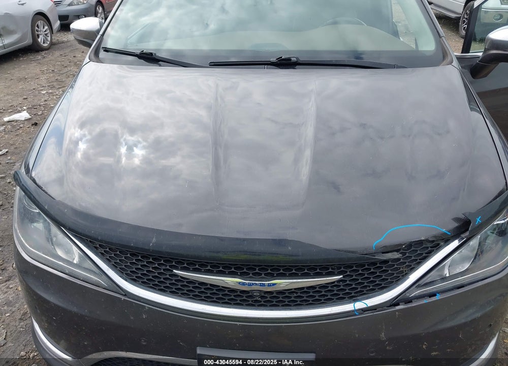 2018 CHRYSLER PACIFICA VIN: 2C4RC1GG3JR110037