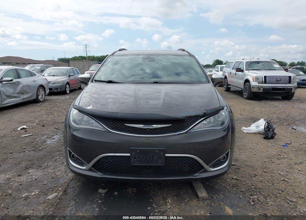 2018 CHRYSLER PACIFICA VIN: 2C4RC1GG3JR110037