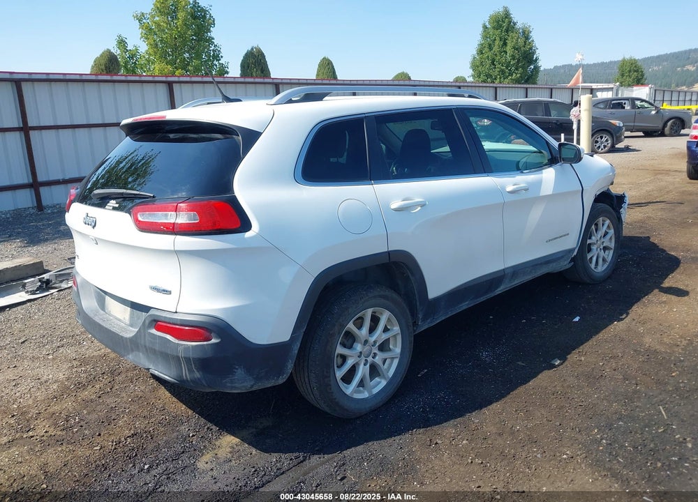 2015 JEEP CHEROKEE VIN: 1C4PJMCB2FW744253