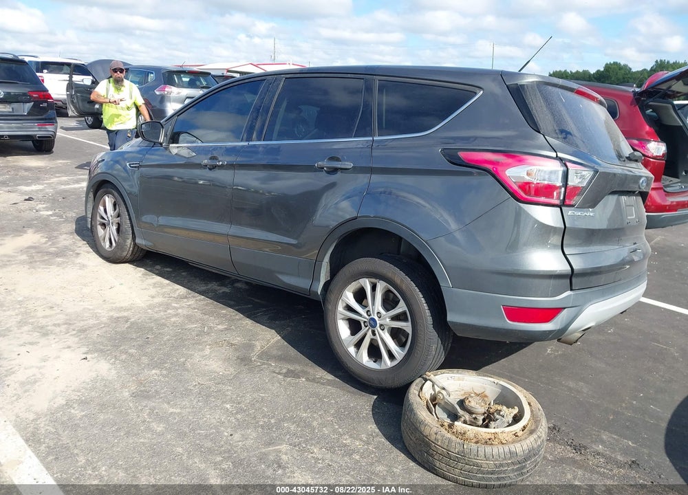 2017 FORD ESCAPE VIN: 1FMCU0GD9HUC31988