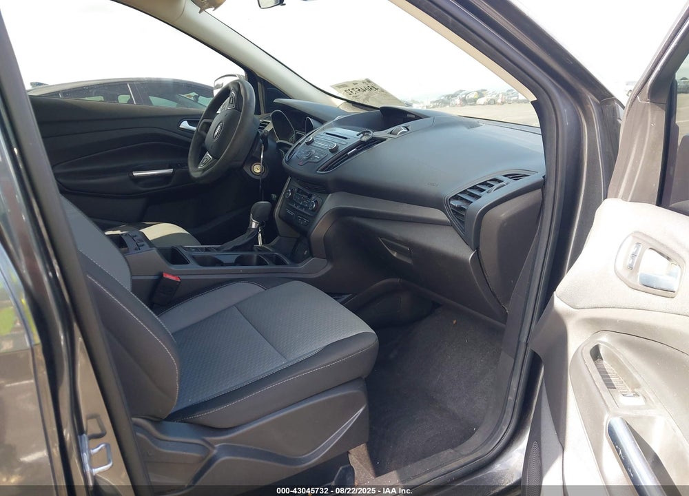 2017 FORD ESCAPE VIN: 1FMCU0GD9HUC31988