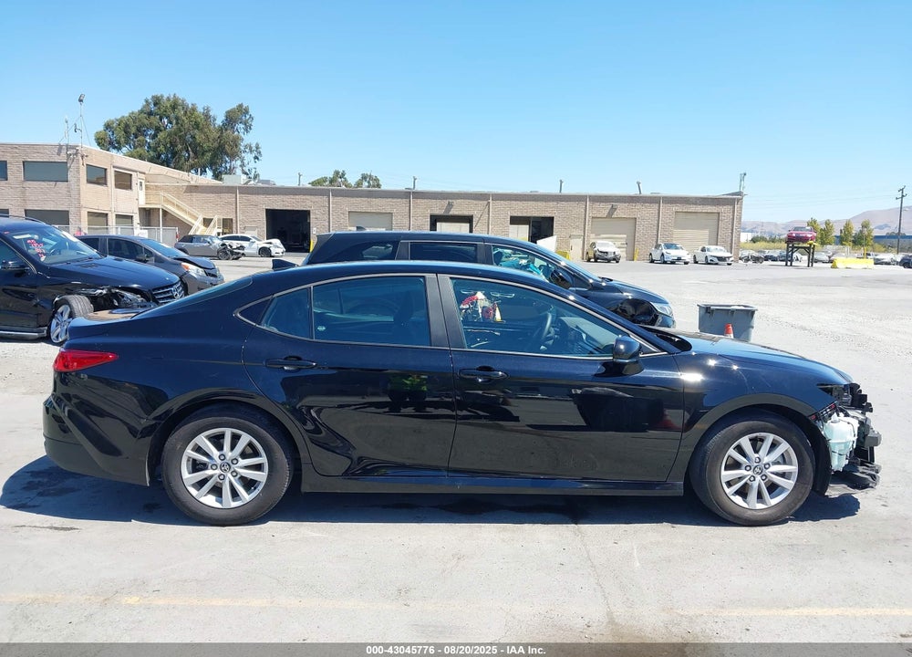 2025 TOYOTA CAMRY LE VIN: 4T1DAACK6SU514640