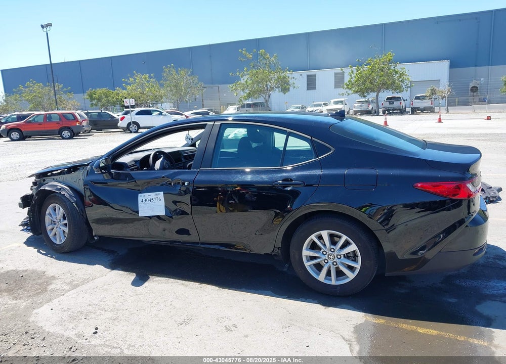 2025 TOYOTA CAMRY LE VIN: 4T1DAACK6SU514640