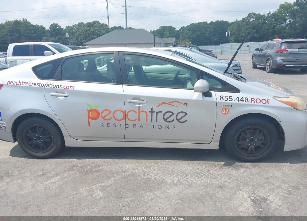 2013 TOYOTA PRIUS TWO VIN: JTDKN3DU4D0337110