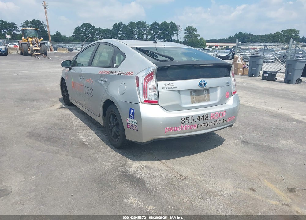 2013 TOYOTA PRIUS TWO VIN: JTDKN3DU4D0337110