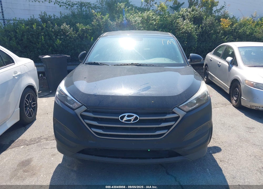 2017 HYUNDAI TUCSON VIN: KM8J23A49HU458878