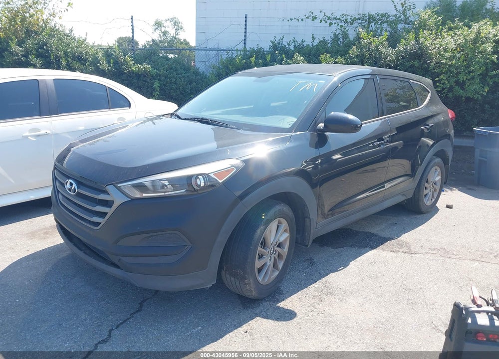 2017 HYUNDAI TUCSON VIN: KM8J23A49HU458878