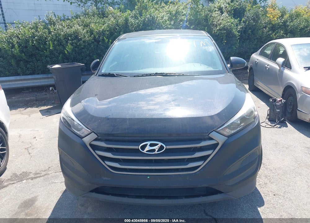 2017 HYUNDAI TUCSON VIN: KM8J23A49HU458878