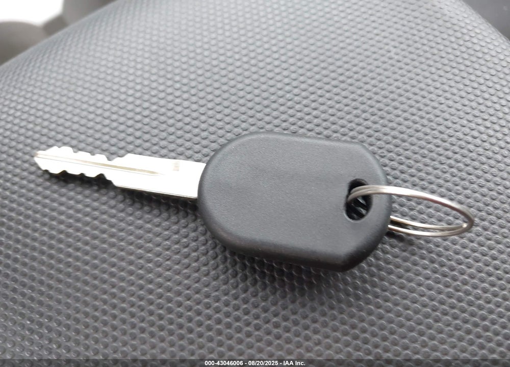 2011 FORD ESCAPE VIN: 1FMCU0D78BKB21063