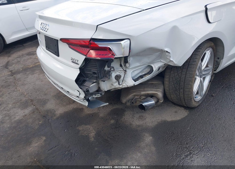 2018 AUDI A5 VIN: WAUWNGF56JN000917