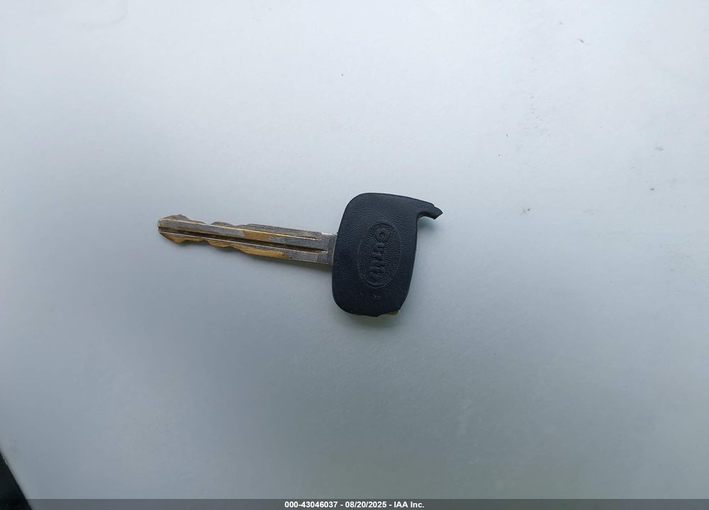 2002 TOYOTA COROLLA LE VIN: 1NXBR12E72Z579461
