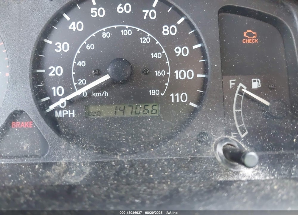2002 TOYOTA COROLLA LE VIN: 1NXBR12E72Z579461