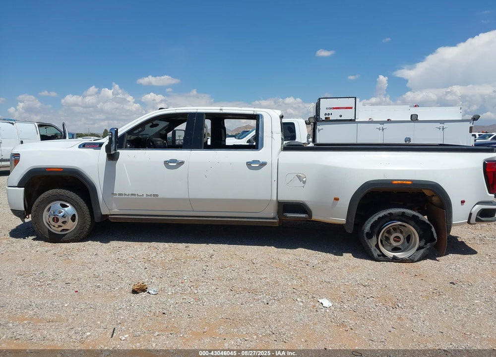 2022 GMC SIERRA 3500HD 4WD  LONG BED DENALI VIN: 1GT49WEY7NF358144