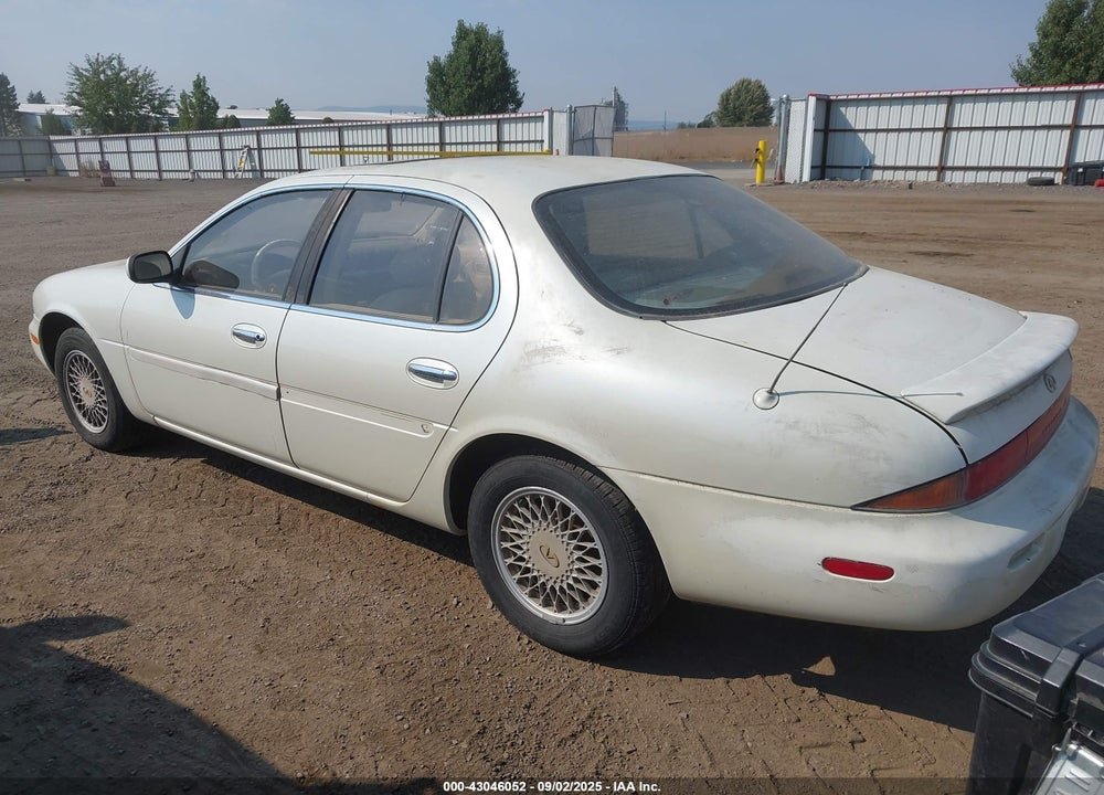1995 INFINITI J30 VIN: JNKAY21D3SM216123