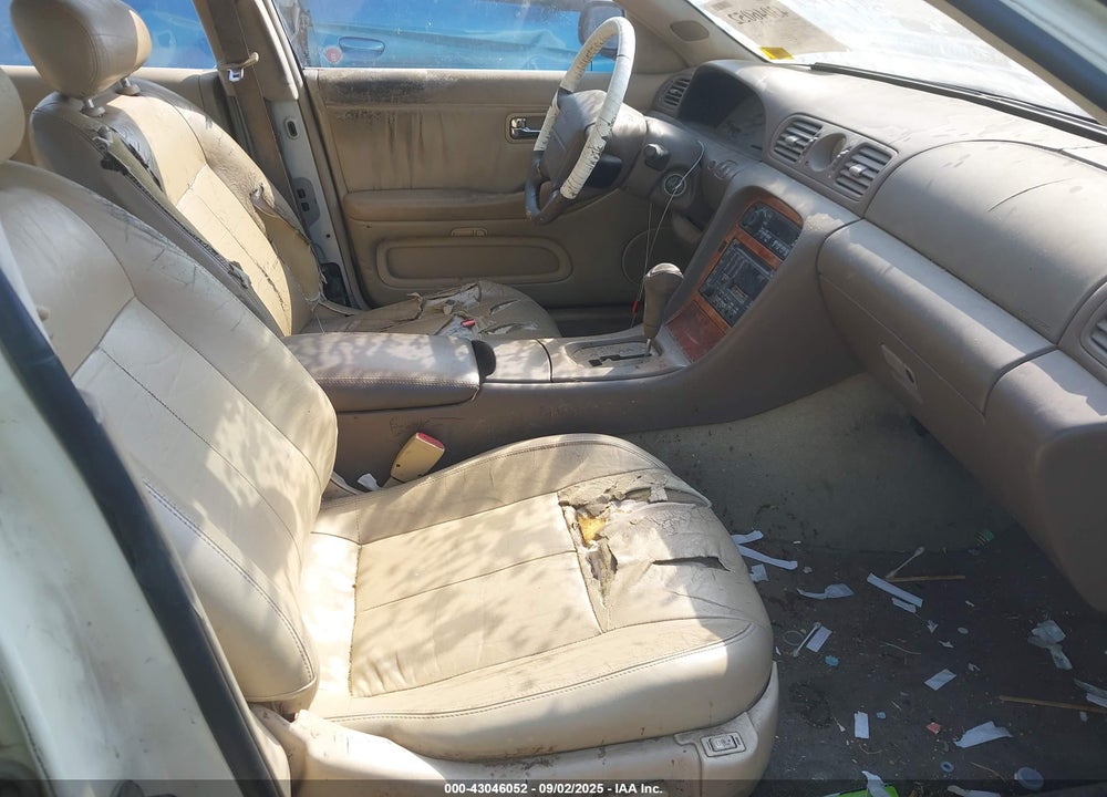 1995 INFINITI J30 VIN: JNKAY21D3SM216123