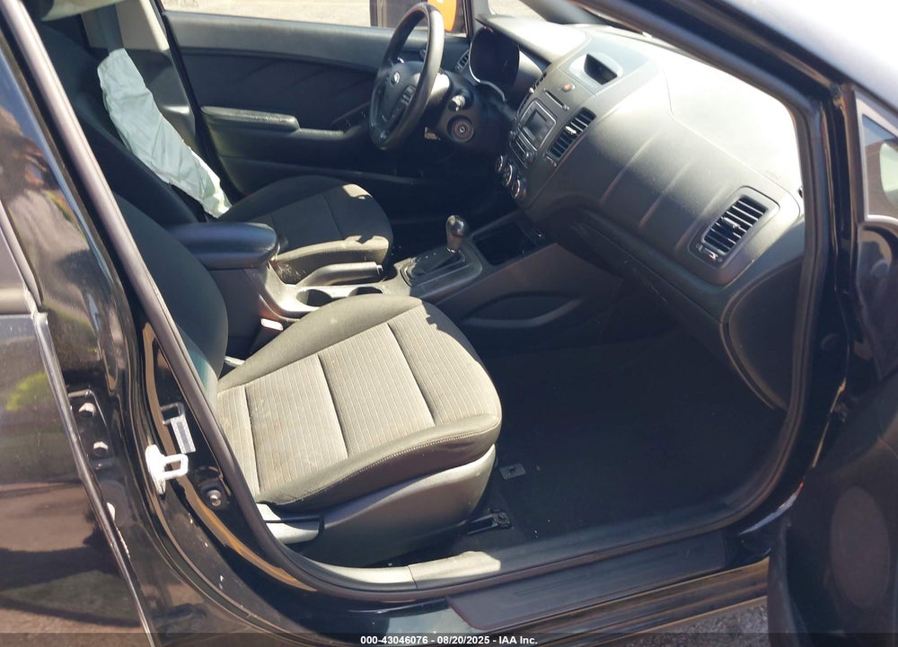 2015 KIA FORTE VIN: KNAFX4A63F5276097