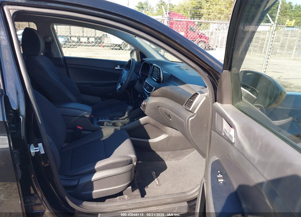 2019 HYUNDAI TUCSON VIN: KM8J3CAL0KU964935
