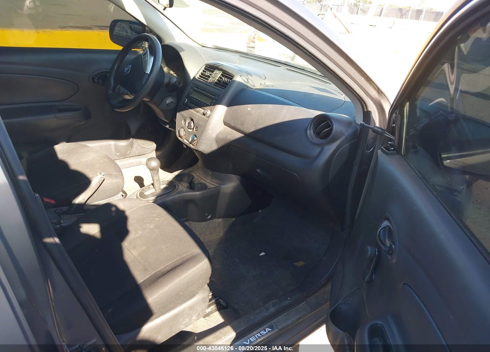2015 NISSAN VERSA VIN: 3N1CN7AP1FL830178