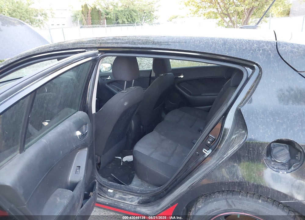 2016 KIA FORTE VIN: KNAFK5A82G5536013