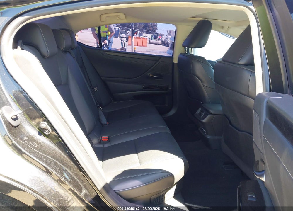 2022 LEXUS ES 300H VIN: 58ADA1C18NU023149