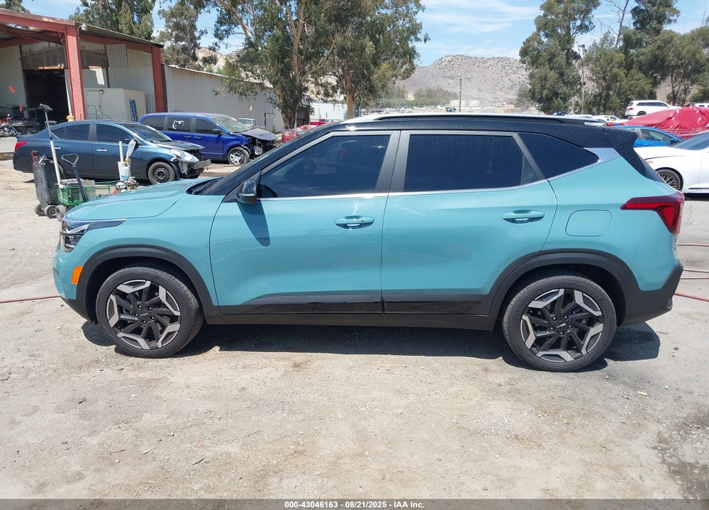 2025 KIA SELTOS VIN: KNDETCA7XS7788211
