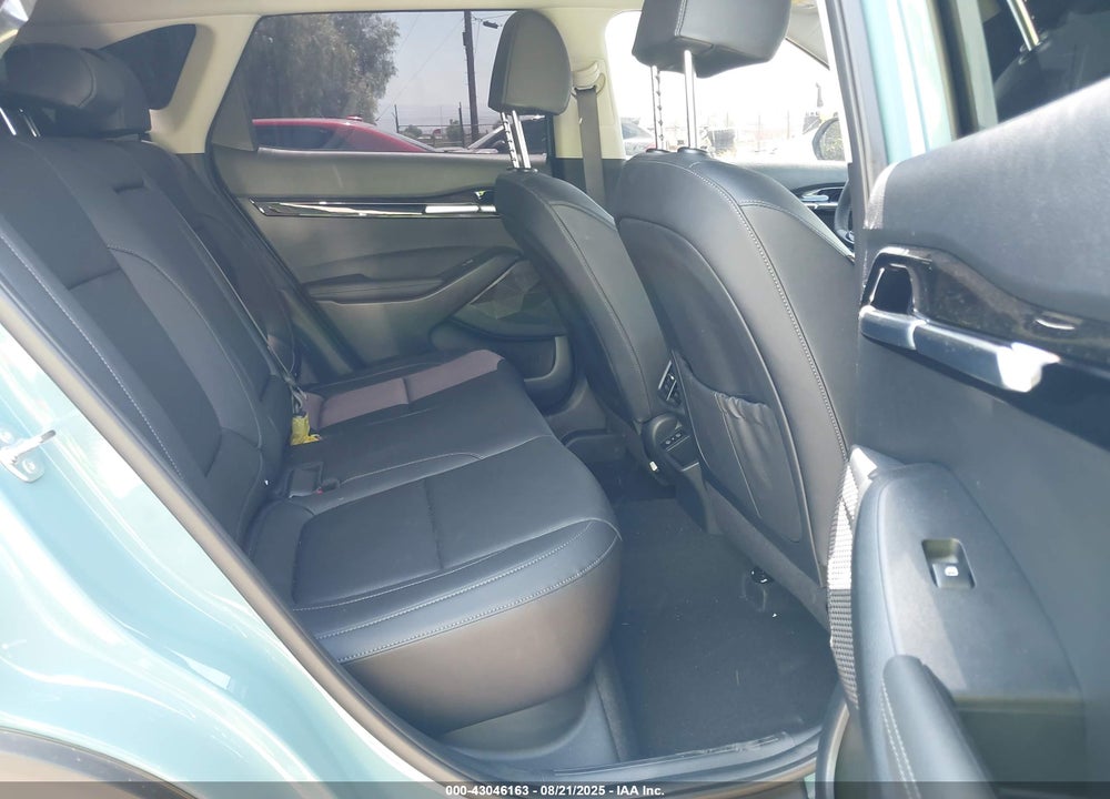 2025 KIA SELTOS VIN: KNDETCA7XS7788211