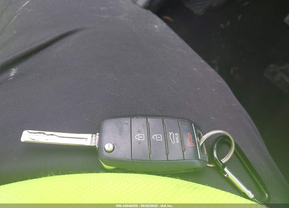 2015 KIA OPTIMA VIN: 5XXGM4A79FG355441
