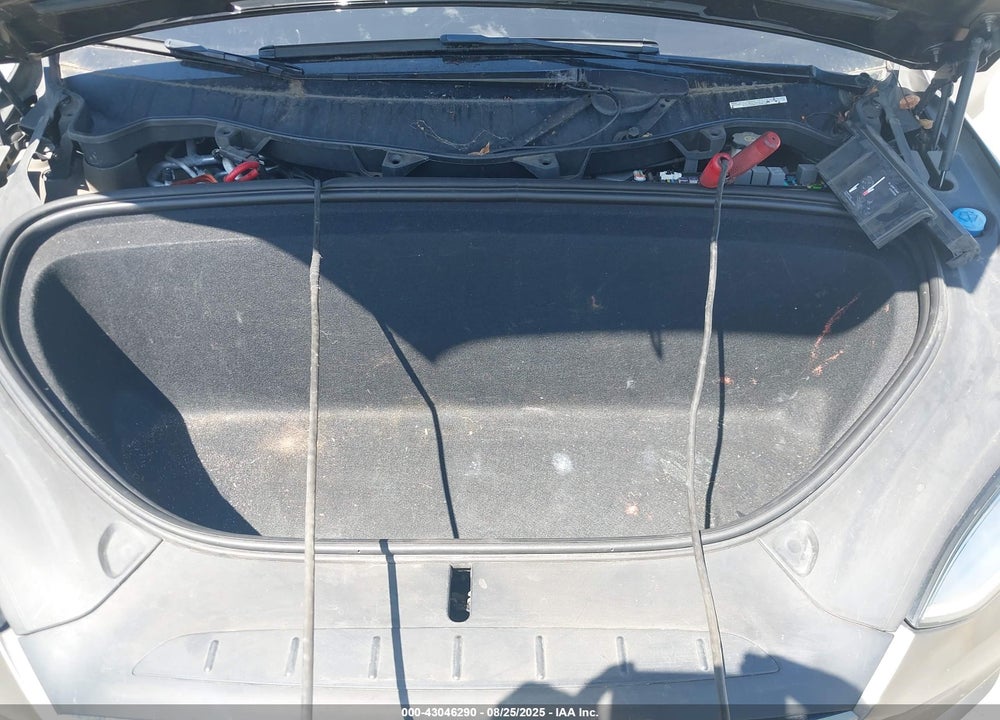 2016 TESLA MODEL X VIN: 5YJXCAE42GF002173