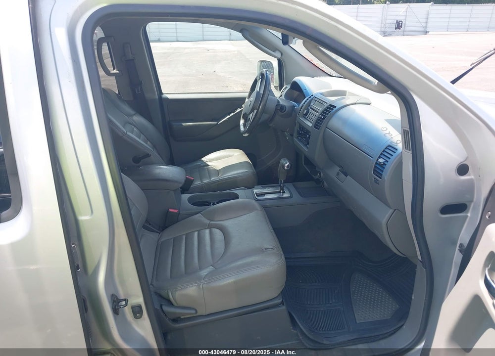 2007 NISSAN FRONTIER LE VIN: 1N6AD07U07C436760