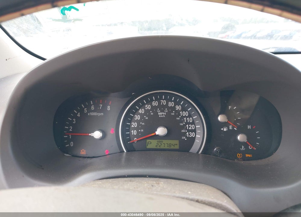 2010 KIA SEDONA LX VIN: KNDMG4C31A6355381