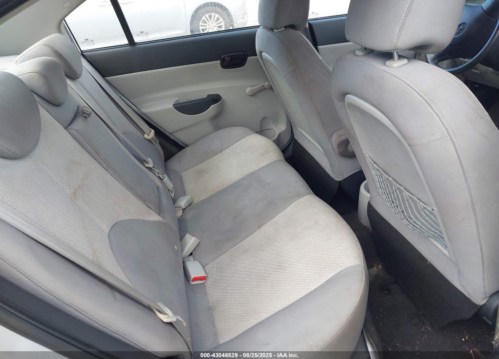2010 HYUNDAI ACCENT VIN: KMHCN4AC0AU430163