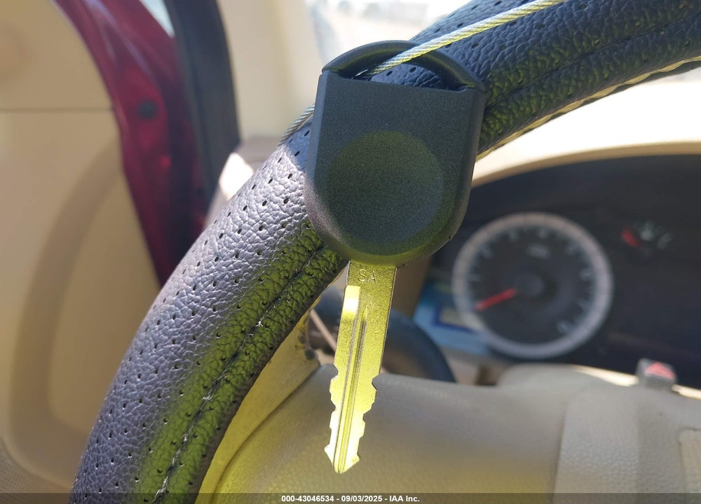 2009 FORD ESCAPE VIN: 1FMCU03G19KB40484