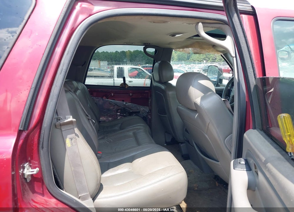 2004 GMC YUKON DENALI VIN: 1GKEK63U54J282450