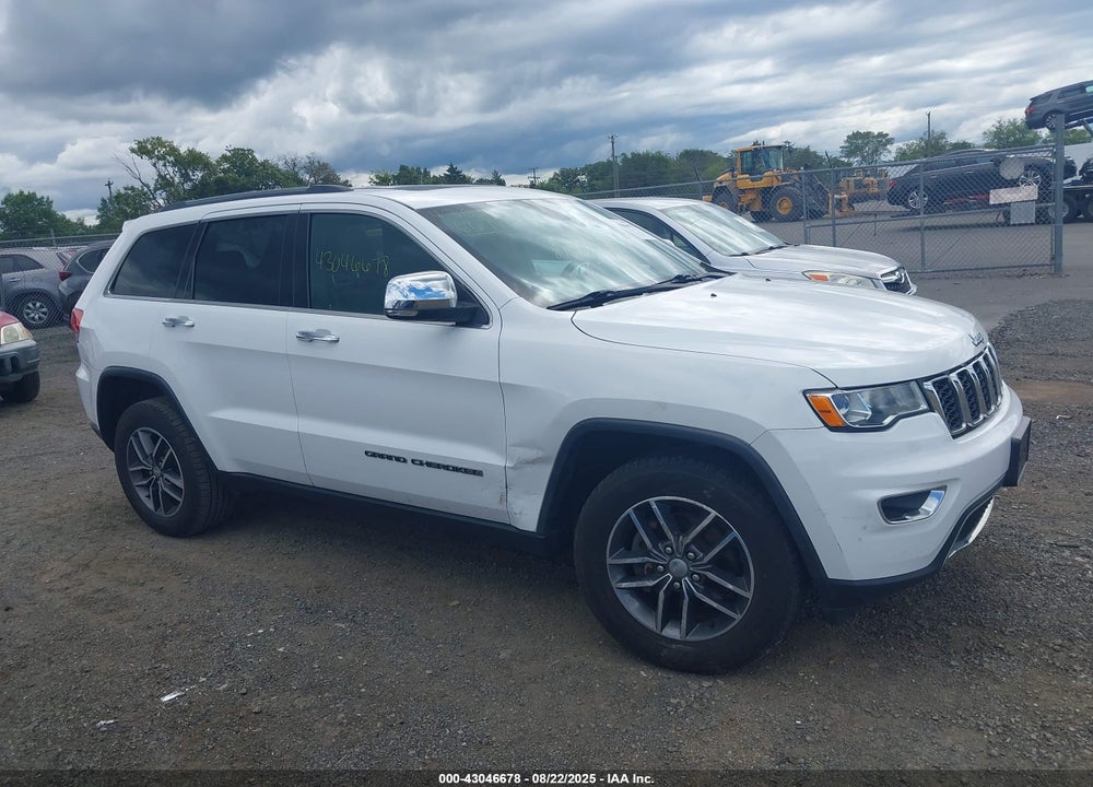 2017 JEEP GRAND CHEROKEE VIN: 1C4RJFBG2HC962540