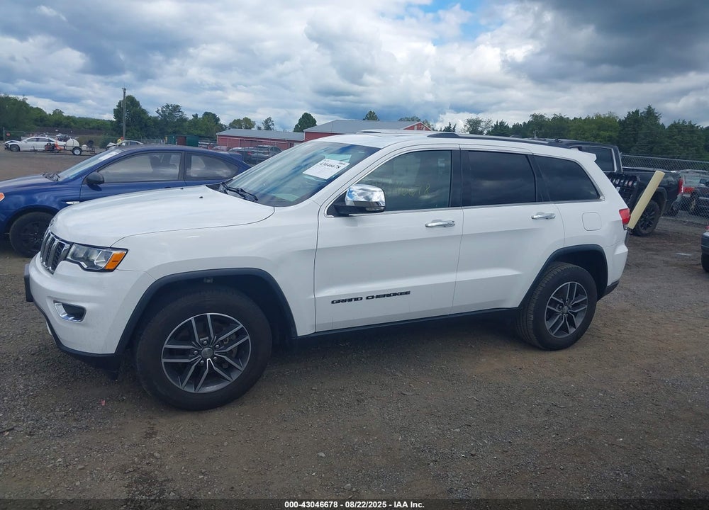 2017 JEEP GRAND CHEROKEE VIN: 1C4RJFBG2HC962540