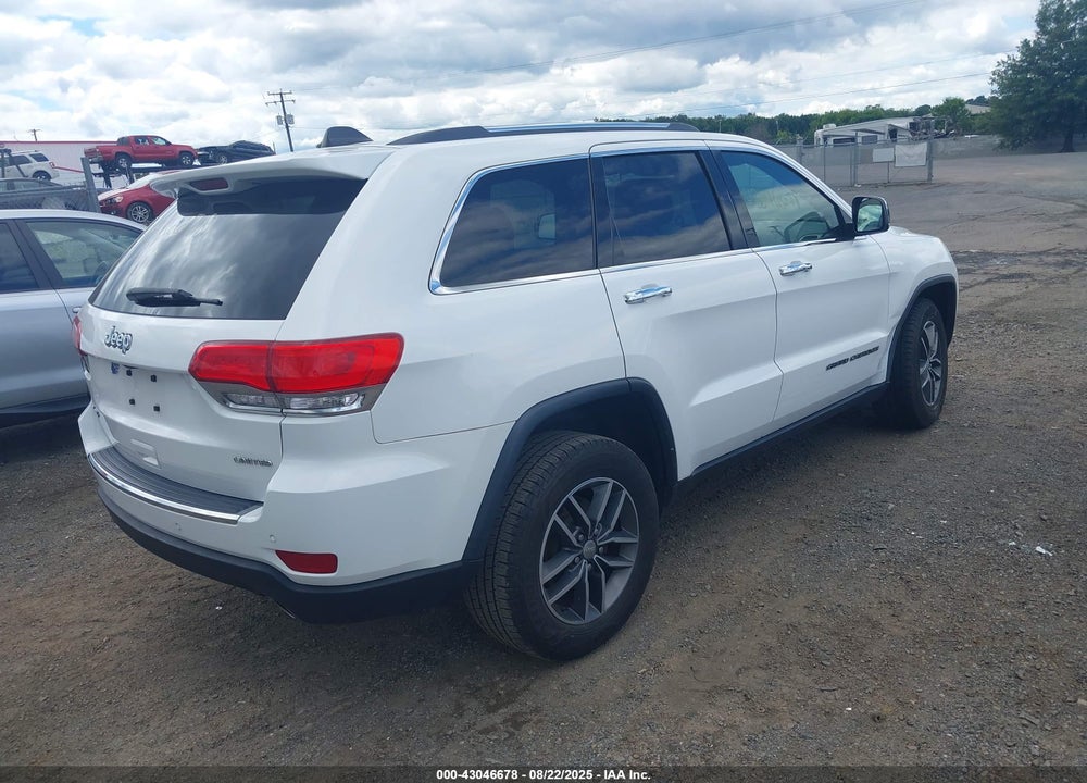 2017 JEEP GRAND CHEROKEE VIN: 1C4RJFBG2HC962540