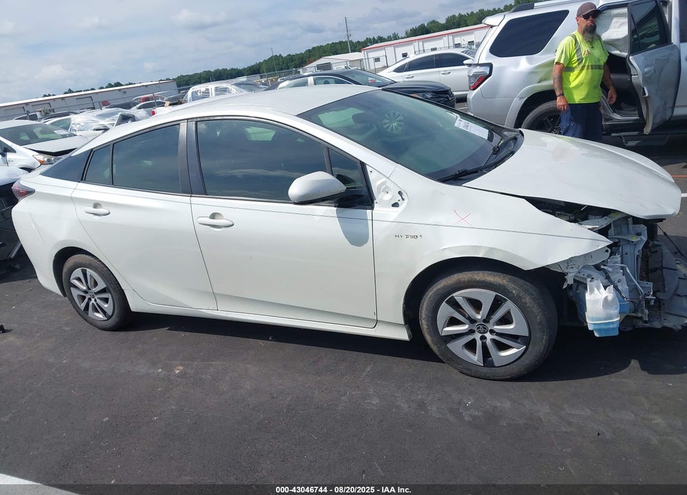 2016 TOYOTA PRIUS TWO ECO VIN: JTDKARFU6G3526601