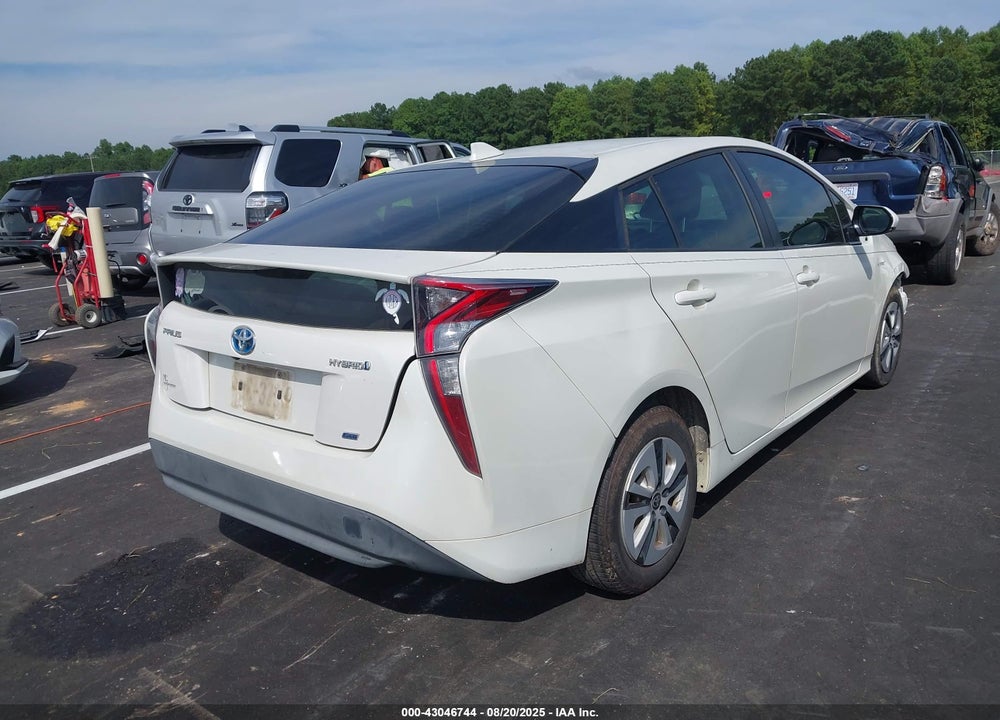 2016 TOYOTA PRIUS TWO ECO VIN: JTDKARFU6G3526601