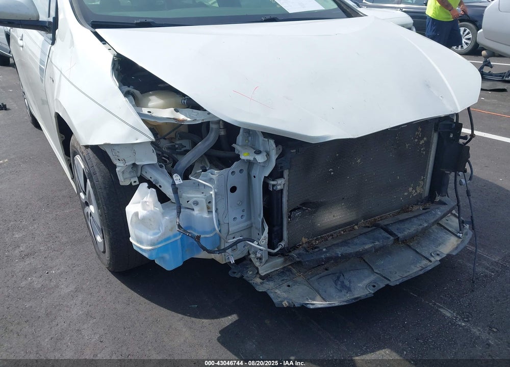 2016 TOYOTA PRIUS TWO ECO VIN: JTDKARFU6G3526601