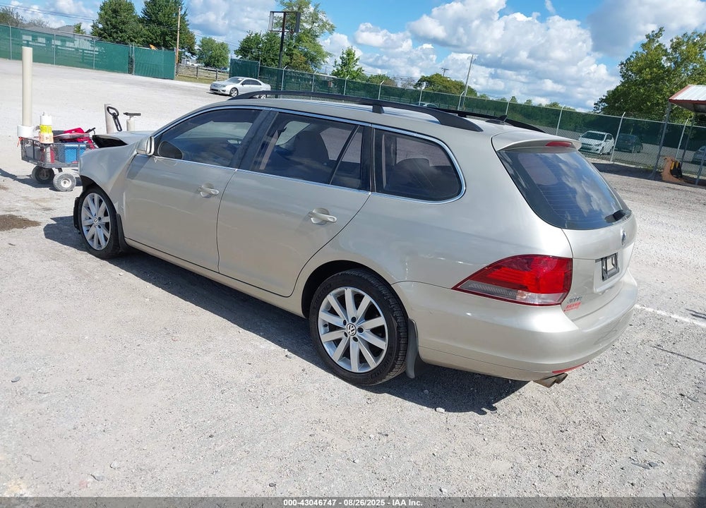 2014 VOLKSWAGEN JETTA VIN: 3VWPL7AJ4EM617683