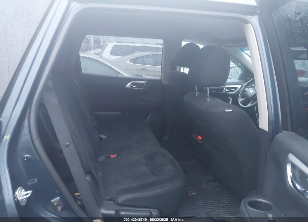 2015 NISSAN PATHFINDER SV VIN: 5N1AR2MN0FC671022