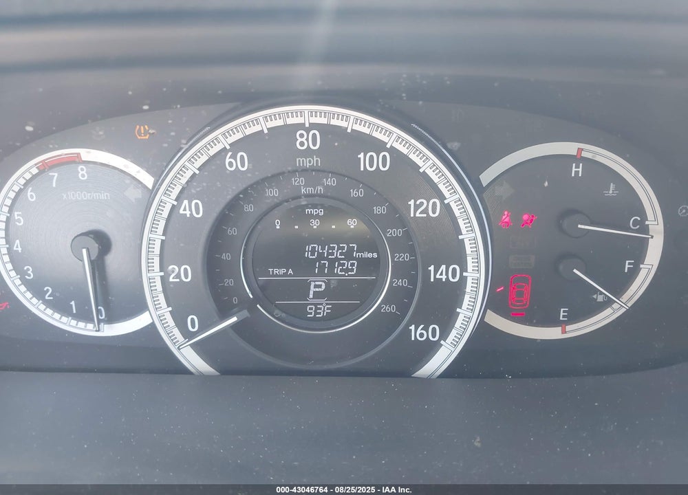 2017 HONDA ACCORD VIN: 1HGCR3F81HA015549