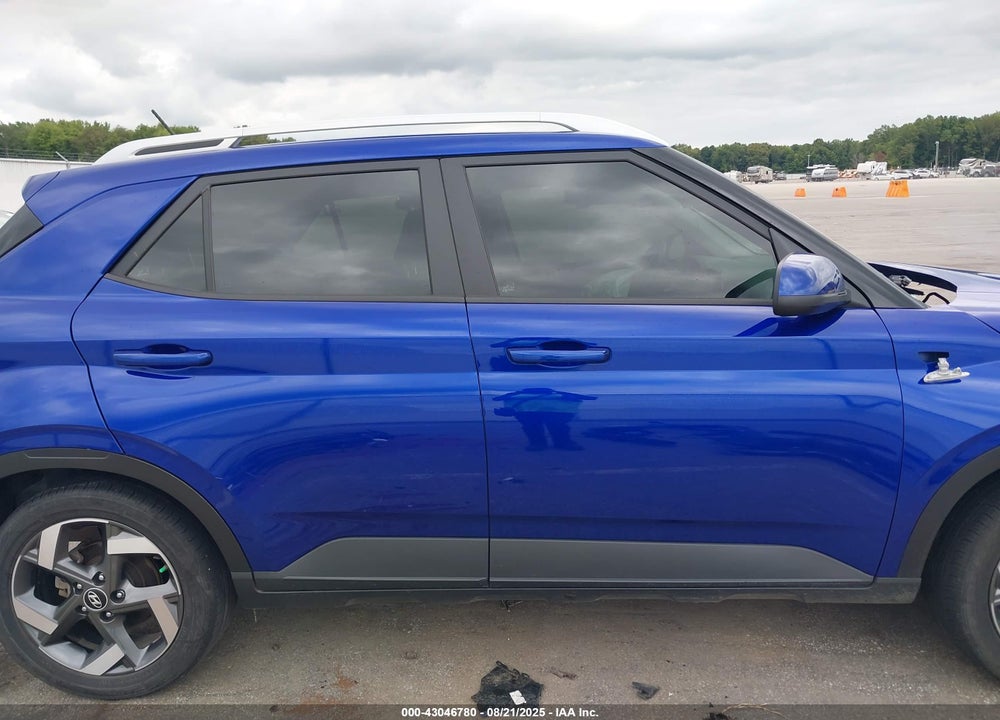 2023 HYUNDAI VENUE SEL VIN: KMHRC8A34PU260485