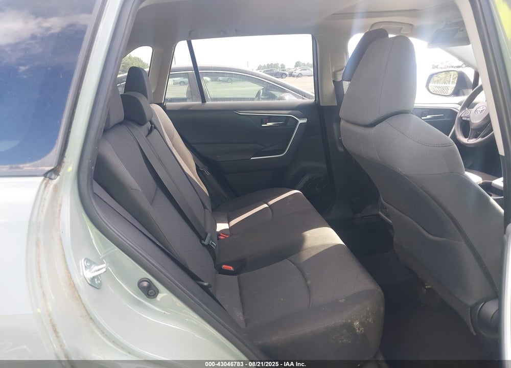 2019 TOYOTA RAV4 VIN: JTMW1RFV6KJ013251