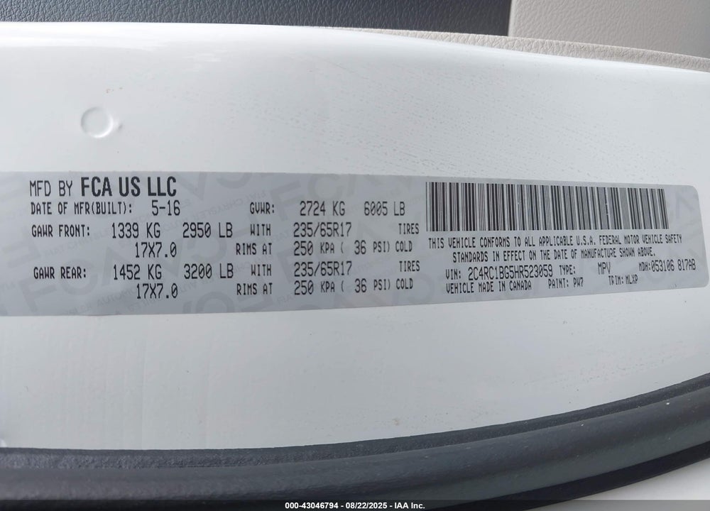 2017 CHRYSLER PACIFICA TOURING L VIN: 2C4RC1BG5HR523059