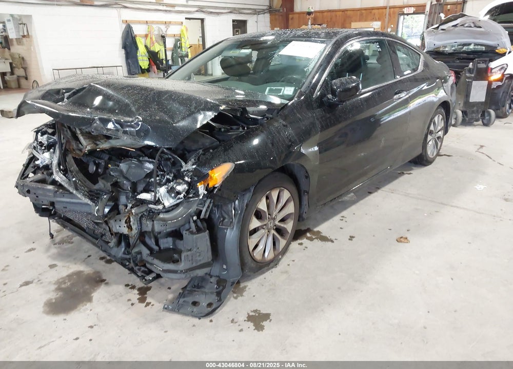 2014 HONDA ACCORD VIN: 1HGCT1B81EA004252